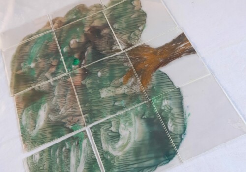 Arbre jeu conçu par l'atelier adulte de l'atelier d'art esquisse de Rambouillet