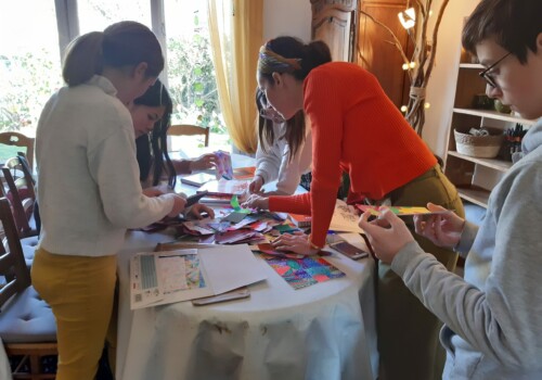 Conception d'un collage avec la plasticienne Céline Huon dans le cadre de l'atelier des ados de Rambouillet. Atelier d'art esquisse. 2022-2023